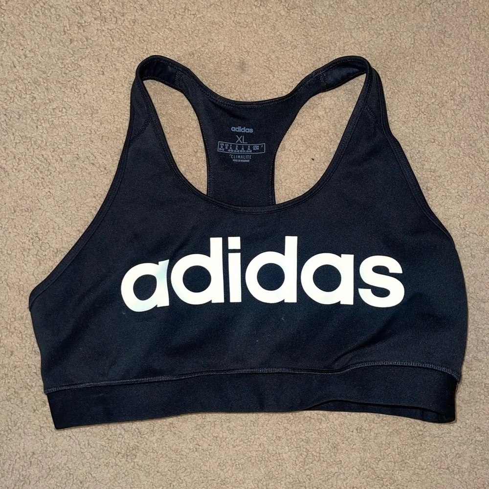 Sports bra - Picture 1 of 1